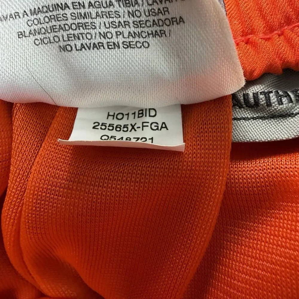 Nike product pair